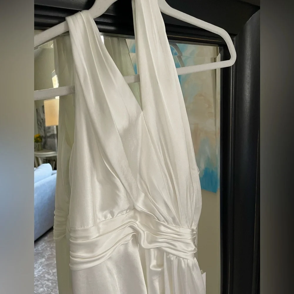 NWT Mac Duggal White One Shoulder‎ Cutout Charmeuse Gown Size 4